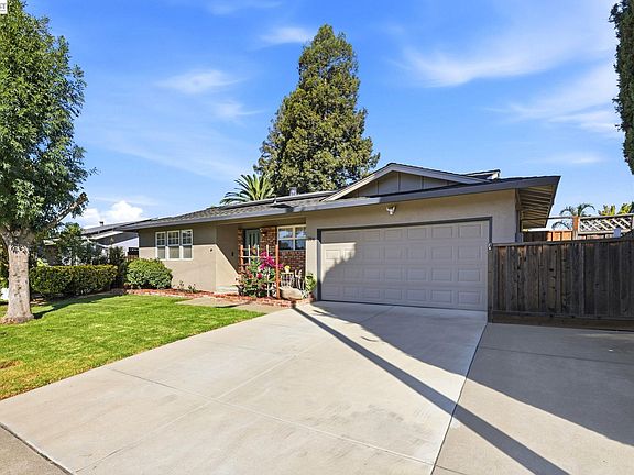 2nd image of 784 Avalon Way