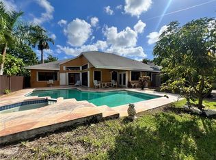 4424 NW 52nd St, Coconut Creek, FL 33073