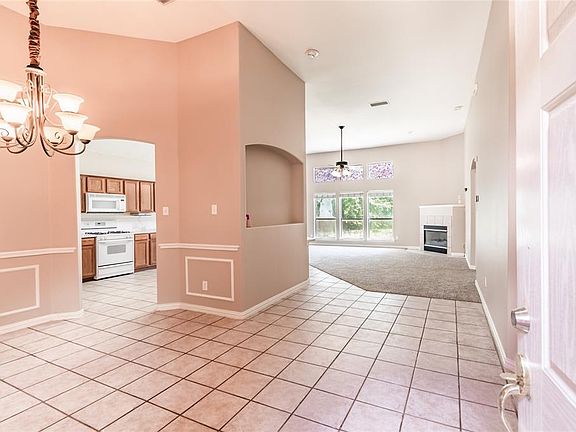 5th image of 6917 McCracken Ct
