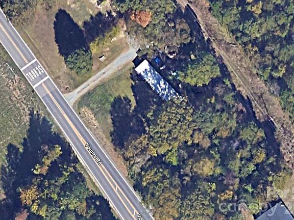2nd image of 2416 Younts Rd