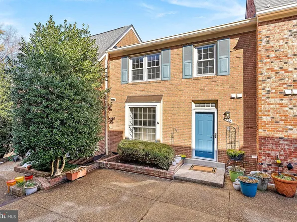 712 N Armistead St, Alexandria, VA 22312