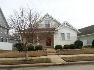 9805 Boston Harbor Dr, Aubrey, TX 76227