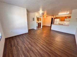 6101 N Regal St APT D, Spokane, WA 99208