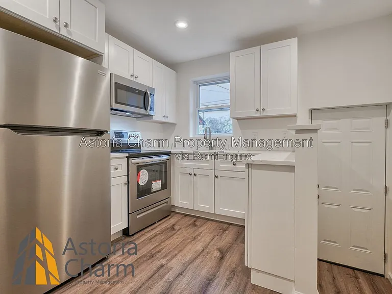 203 Chestnut St — Photo 10