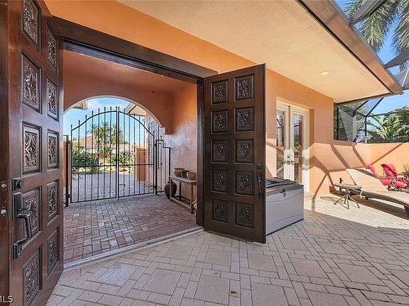 4th image of 15431 Greenock Ln