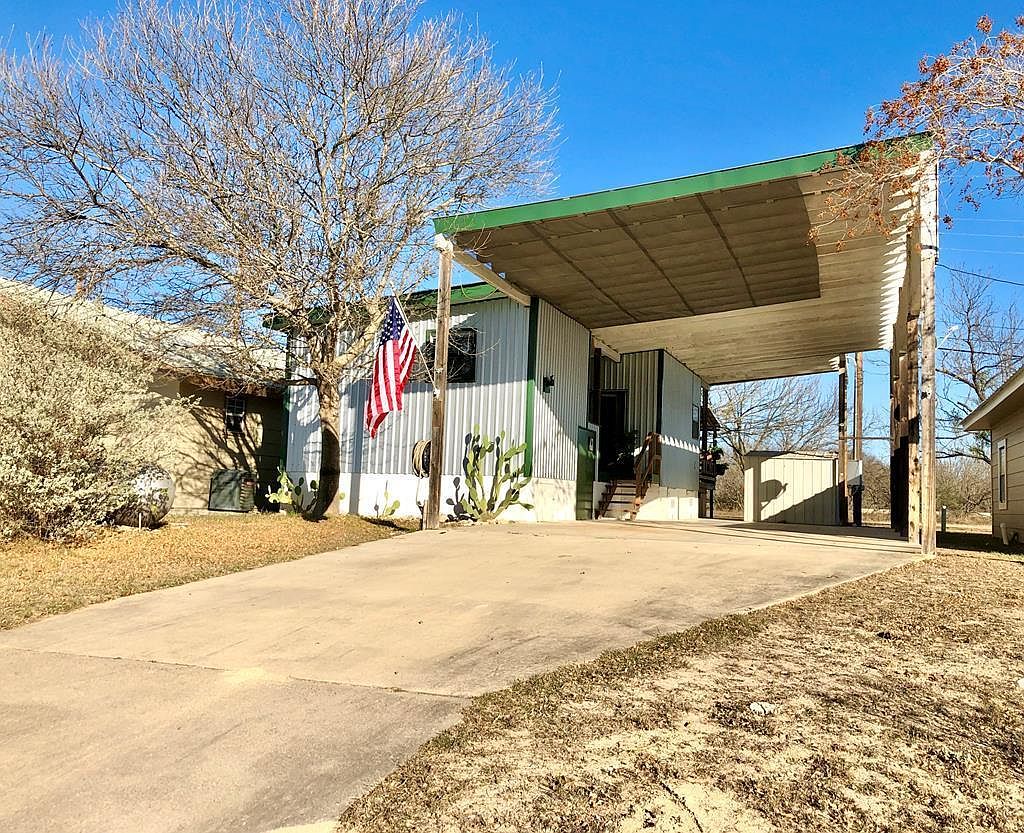42 Redbud St, Brackettville, TX 78832 Zillow