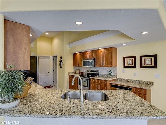 3rd image of 1810 SE 20th Ln