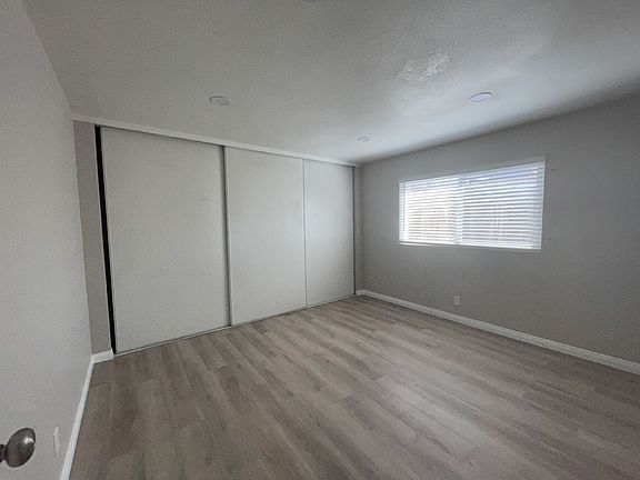 3rd image of 4216 Euclid Ave APT 2