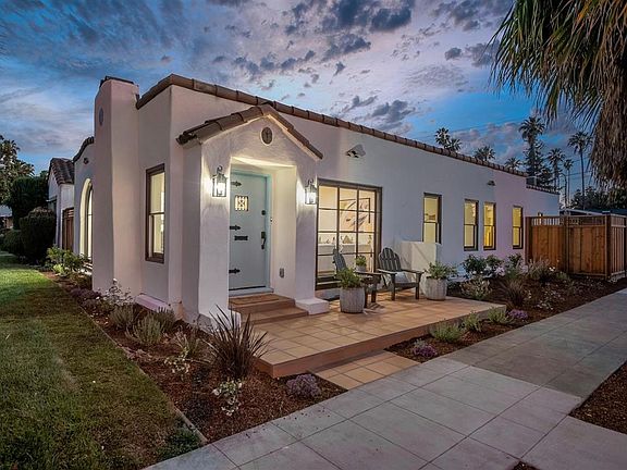 3rd image of 809 Bird Ave