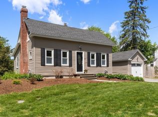 303 Hillside Rd, North Andover, MA 01845