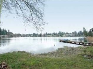 3713 S 272nd St, Kent, WA 98032