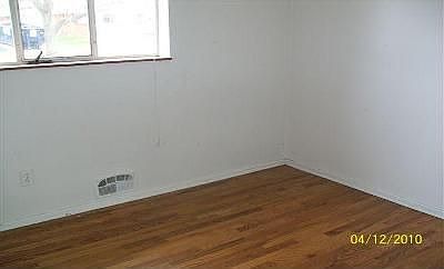 3rd image of 2211 S Lowell Blvd