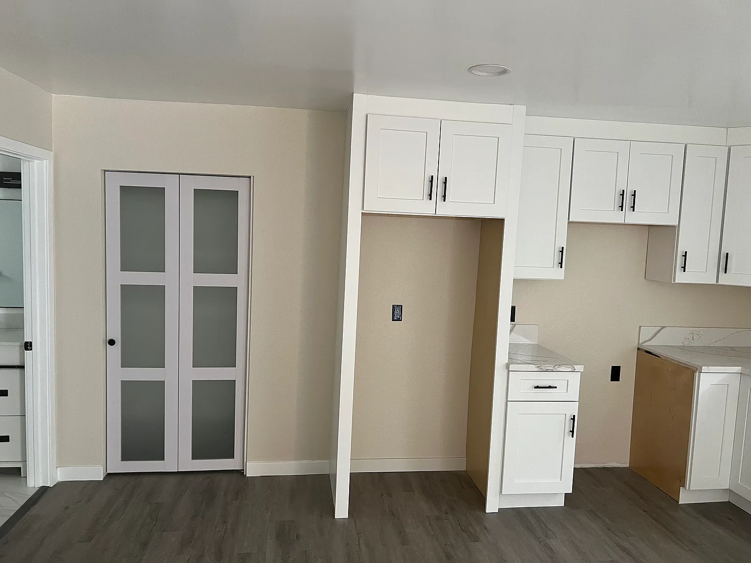 2 bed, $2,600 — Photo 4