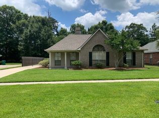 8076 Carlton Roberts Blvd, Denham Springs, LA 70726