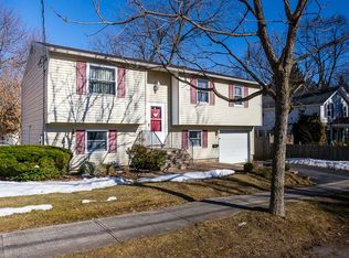 411 Spring St, Fayetteville, NY 13066