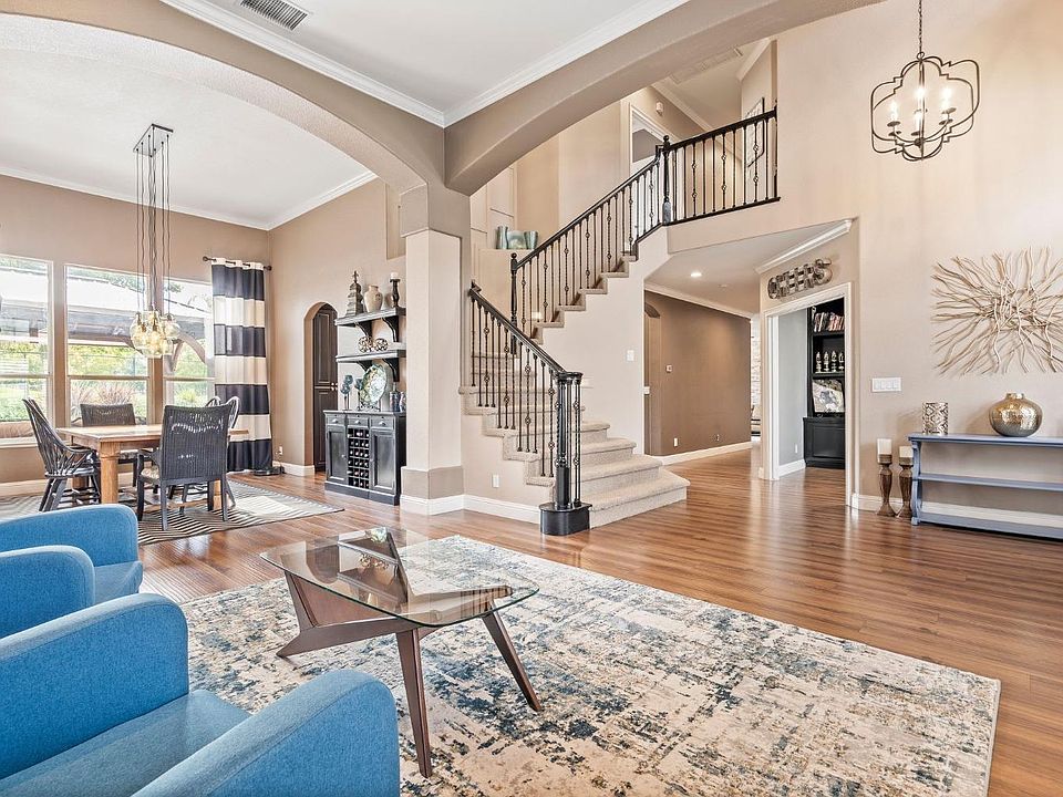 1st image of 2109 Bel Air Ln