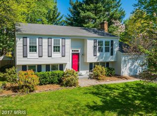 12616 Pinecrest Rd, Herndon, VA 20171