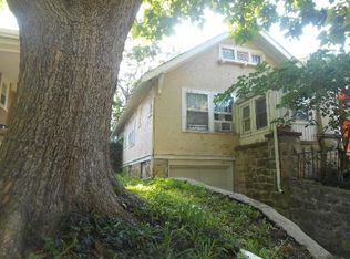 5427 Charlotte St, Kansas City, MO 64110
