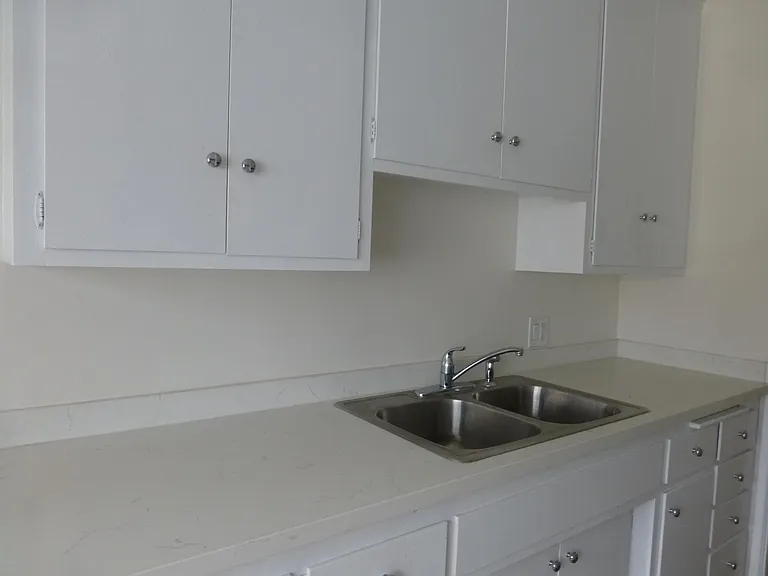 12755 Matteson Ave #7 — Photo 4