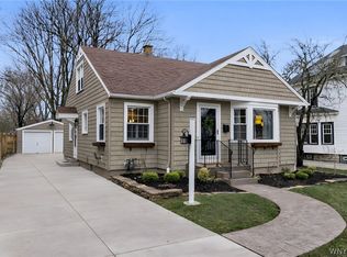 100 N Cayuga Rd, Amherst, NY 14221