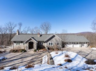 975 Scotch Valley Rd, Hollidaysburg, PA 16648