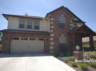 455 E Eaglewoods Ln, Eagle, ID 83616