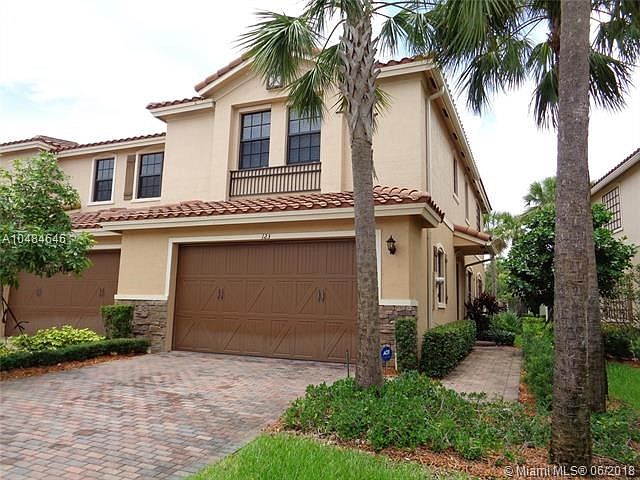 1st image of 123 Riverwalk Cir E