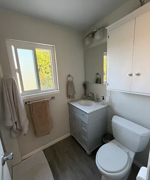 1127 Laurel Ln #57 — Photo 4