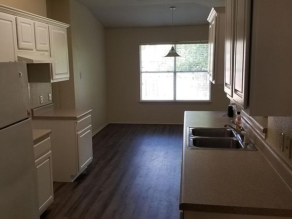 5th image of 2070 Buckley Ln