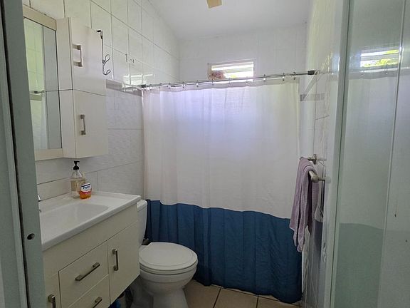 4th image of 258 Puerto Rico 725