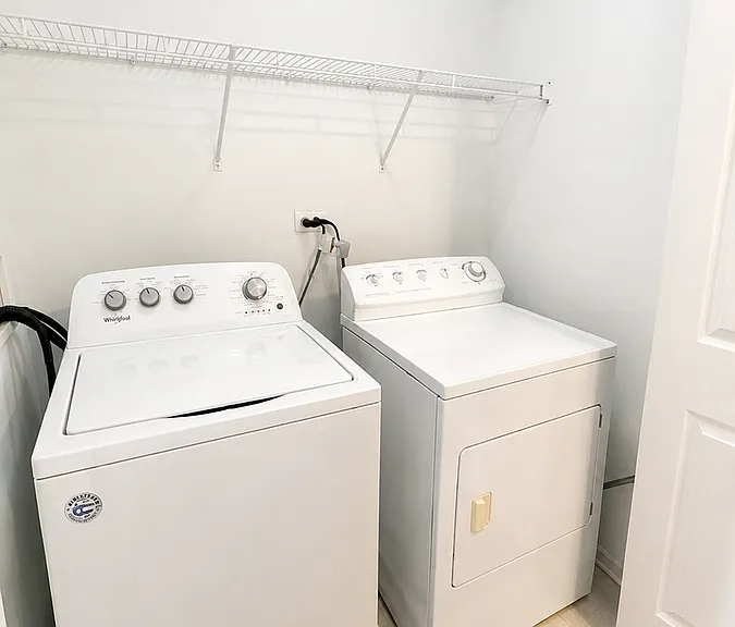 2154 Yale Cir #2154 — Photo 15