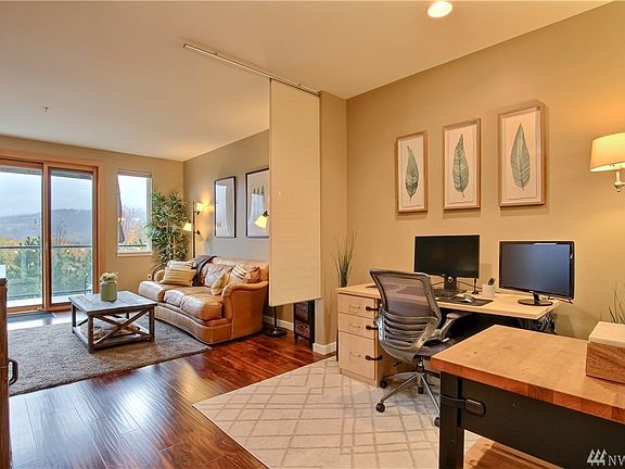 2nd image of 21281 SE 42nd Pl