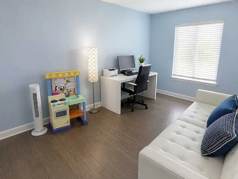 339 Wedgewood Cir — Photo 6