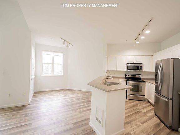 3rd image of 3116 164th St SW APT 103
