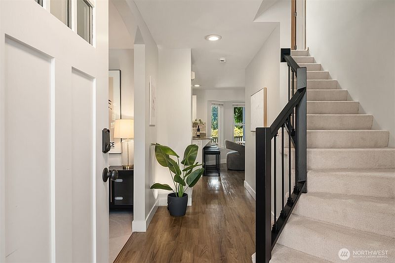 3rd image of 13709 NE 93rd Street
