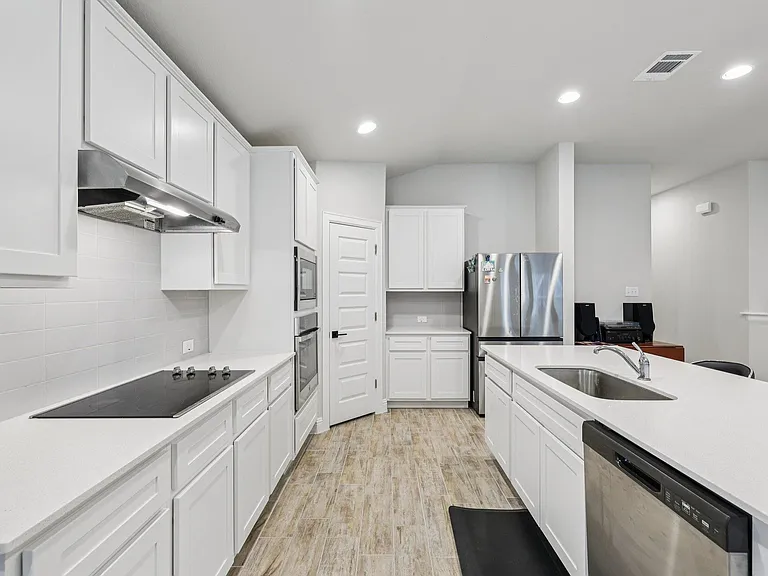 21709 Osage Ln — Photo 14