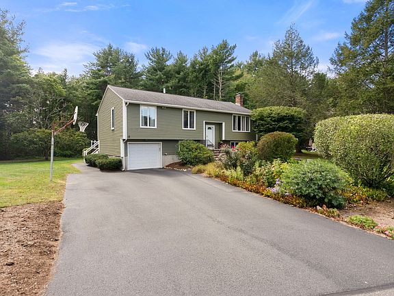 3rd image of 39 Barefoot Hill Rd