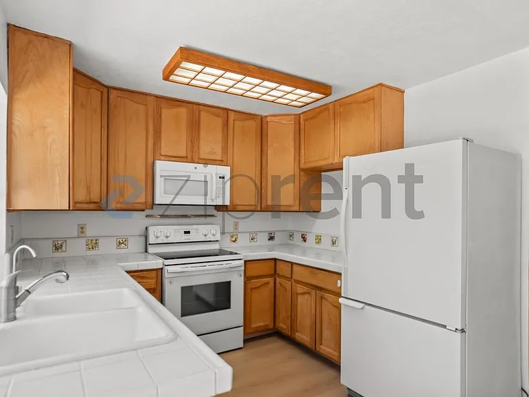 6944 Heaton Moor Dr — Photo 14