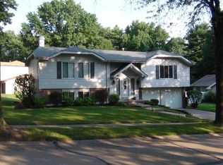 12758 Parkway Estates Dr, Saint Louis, MO
