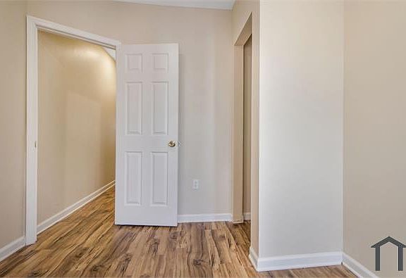 5th image of 2231 Orem Ave