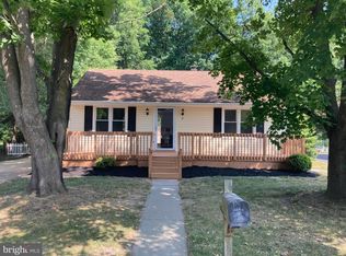 3 Johnstone St, Pennsville, NJ 08070