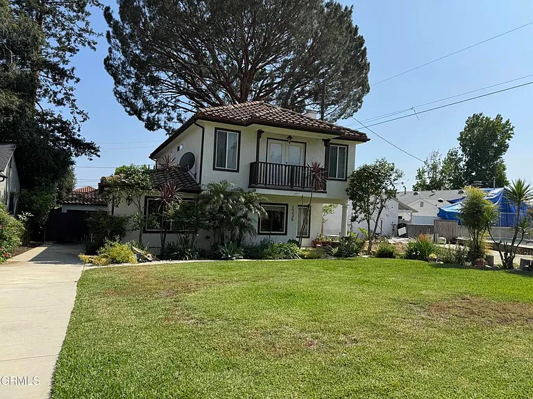 1736 Vistillas Rd — Photo 2