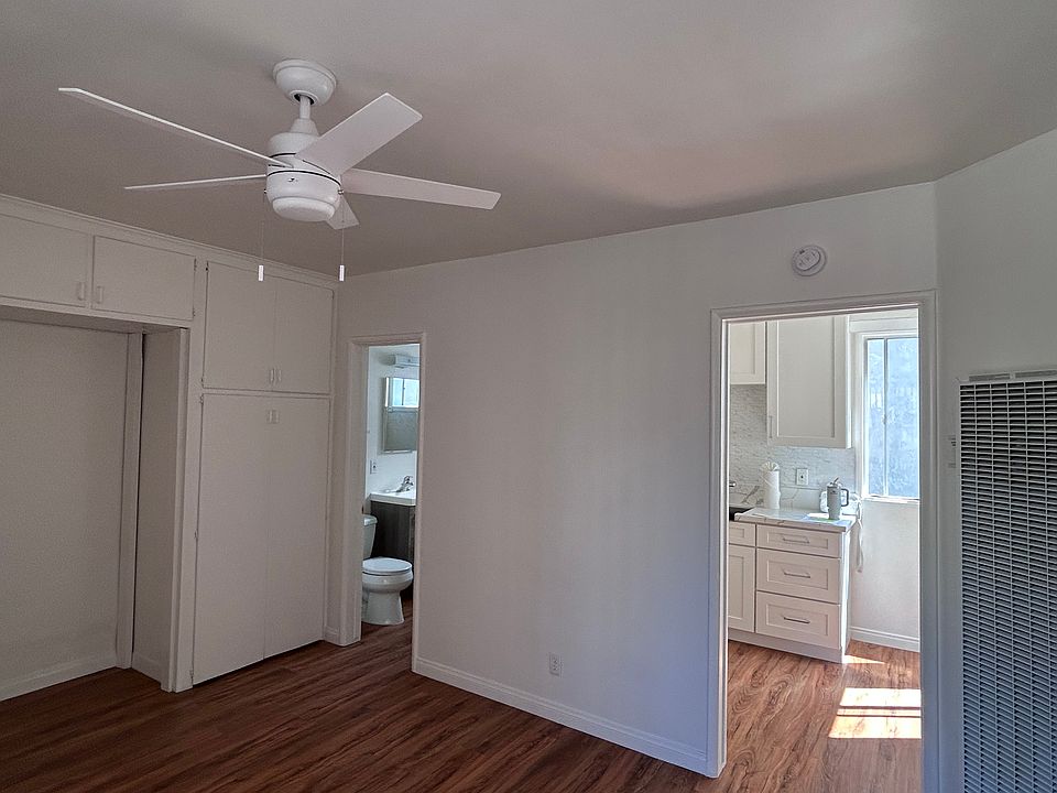 Doors to bathroom & kitchen