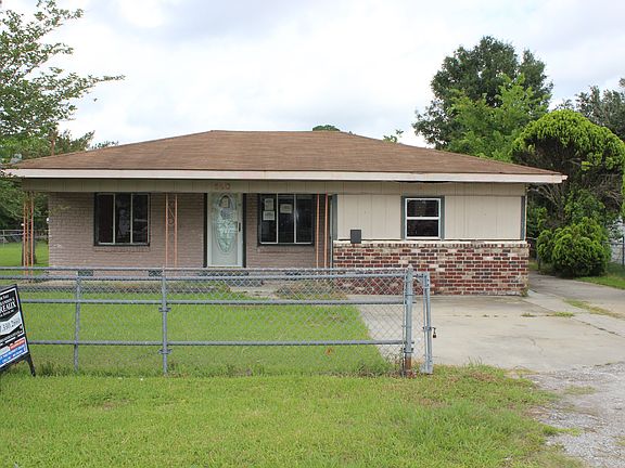 2nd image of 508 Vera Ln