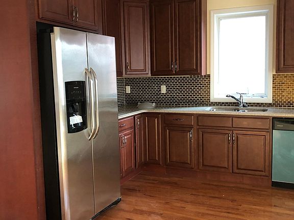 2nd image of 4734 Beach 47th St #1