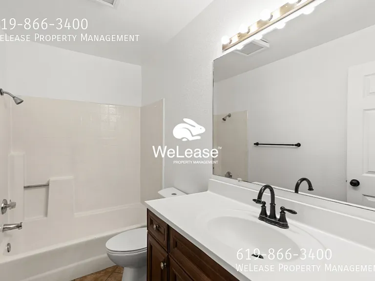 1886 Manzana Way — Photo 22