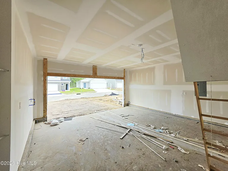1062 Hanson Dr — Photo 13