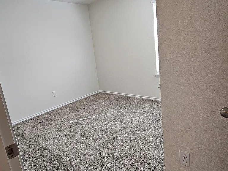 1441 Stuarts Forest Dr — Photo 14