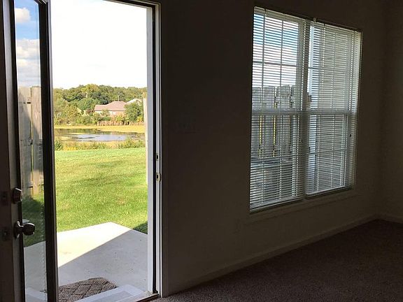 4th image of 4352 Evangeline Ln