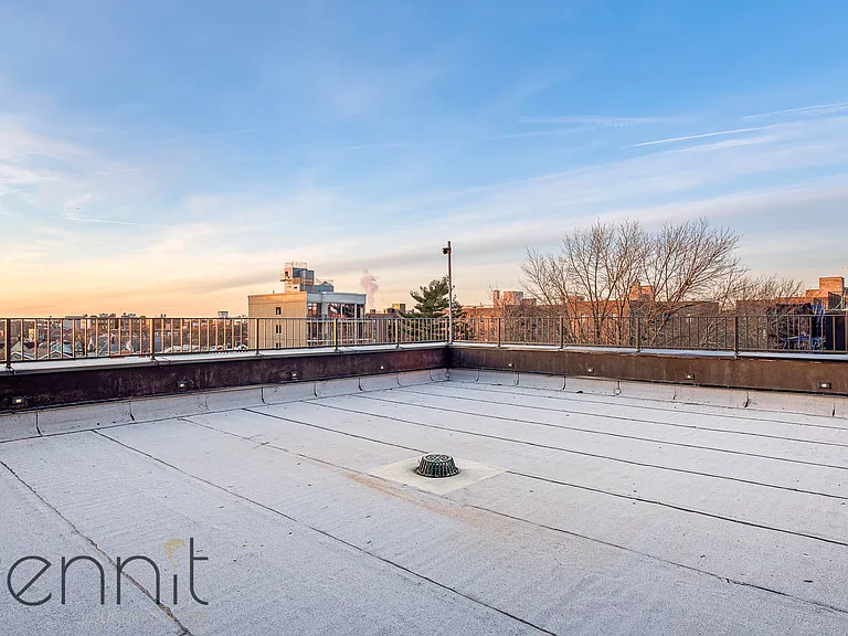 799 E 34th St #3C — Photo 11
